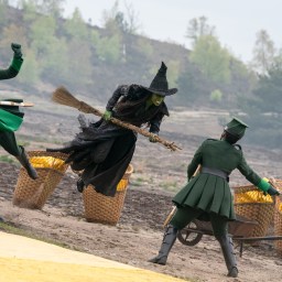 WICKED: FOR GOOD – Feeling the Moment